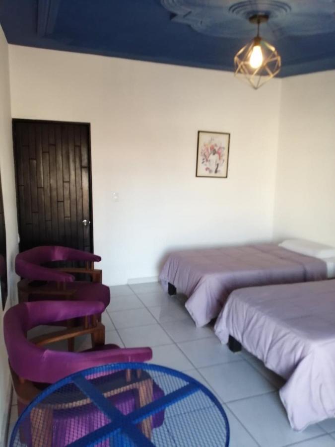 Casa Violeta Hostel Tepic Buitenkant foto
