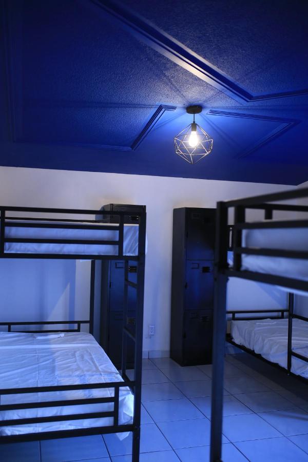 Casa Violeta Hostel Tepic Buitenkant foto