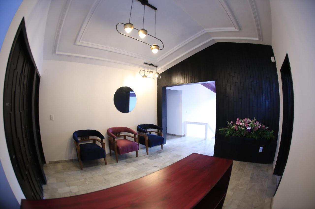 Casa Violeta Hostel Tepic Buitenkant foto